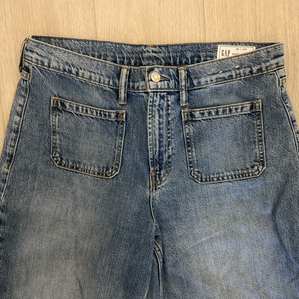 Gap Baggy Midrise Ultra Soft Jeans - Picture 3 of 6